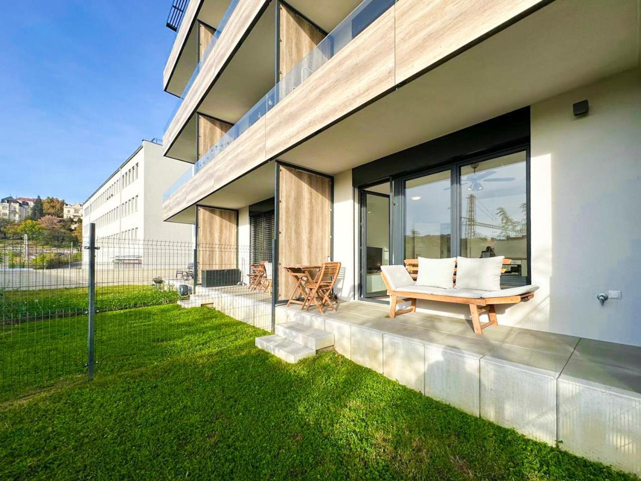 Vila Vinice Praga Exterior foto